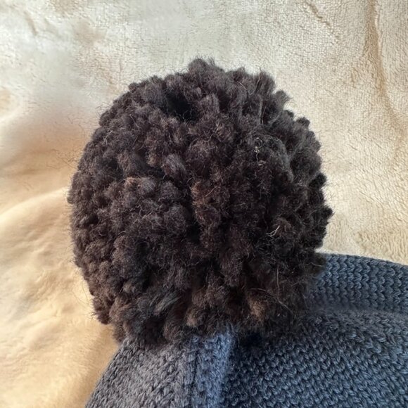 NWT! COACH CF875 Women Logo Wool Colorblocked Pom Pom Beanie In Navy - Picture 3 of 9